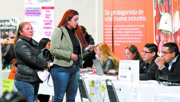 En 2020, el 45% de las mujeres en edad productiva participaba en la fuerza laboral. Archivo