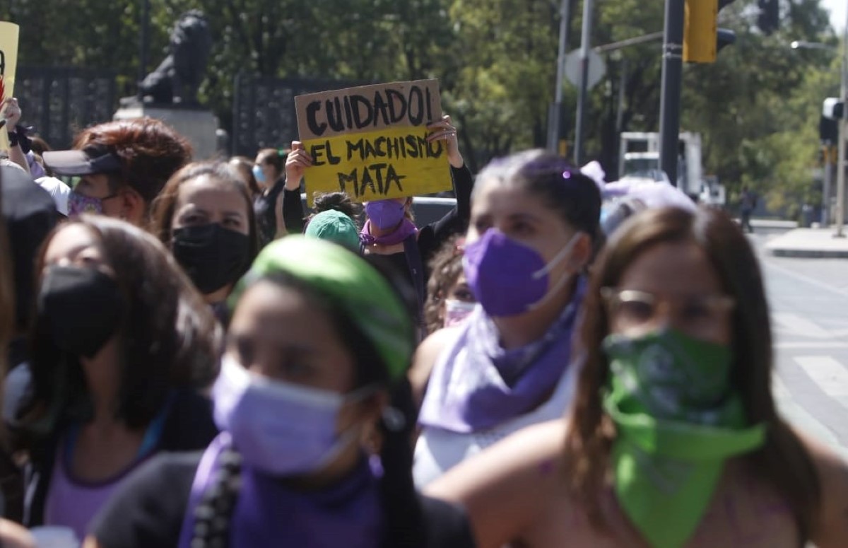 El gobierno de CdMx informó que cerca de 2 mil mujeres acudieron a la marcha. | Octavio Hoyos