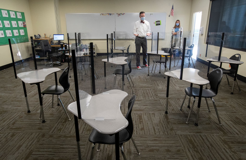 California niega reapertura a distritos escolares del condado de San Diego.
