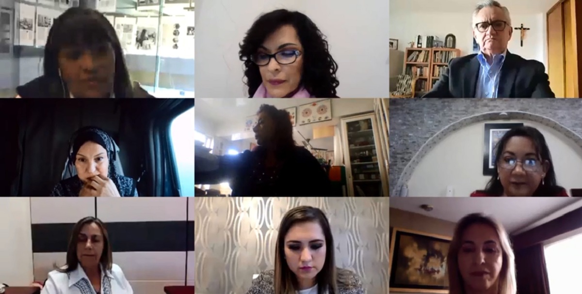 Mujeres comparten desde su perspectiva cómo trabajan por la pandemia. (especial)