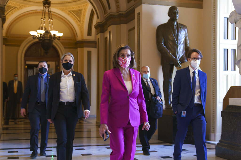 El programa de estímulos de Biden está siendo debatida en el Congreso de Estados Unidos. (AP)