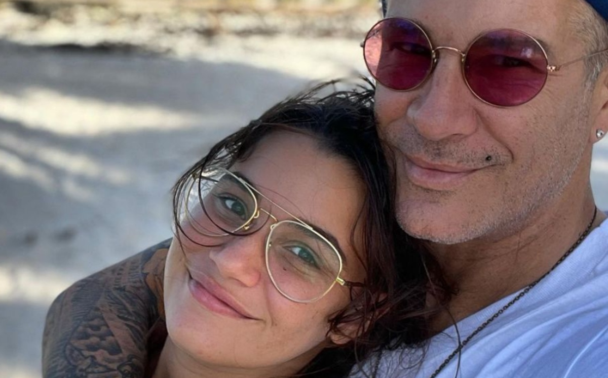 Fernando Carrillo y su esposa dieron la bienvenida a su hijo (Instagram).