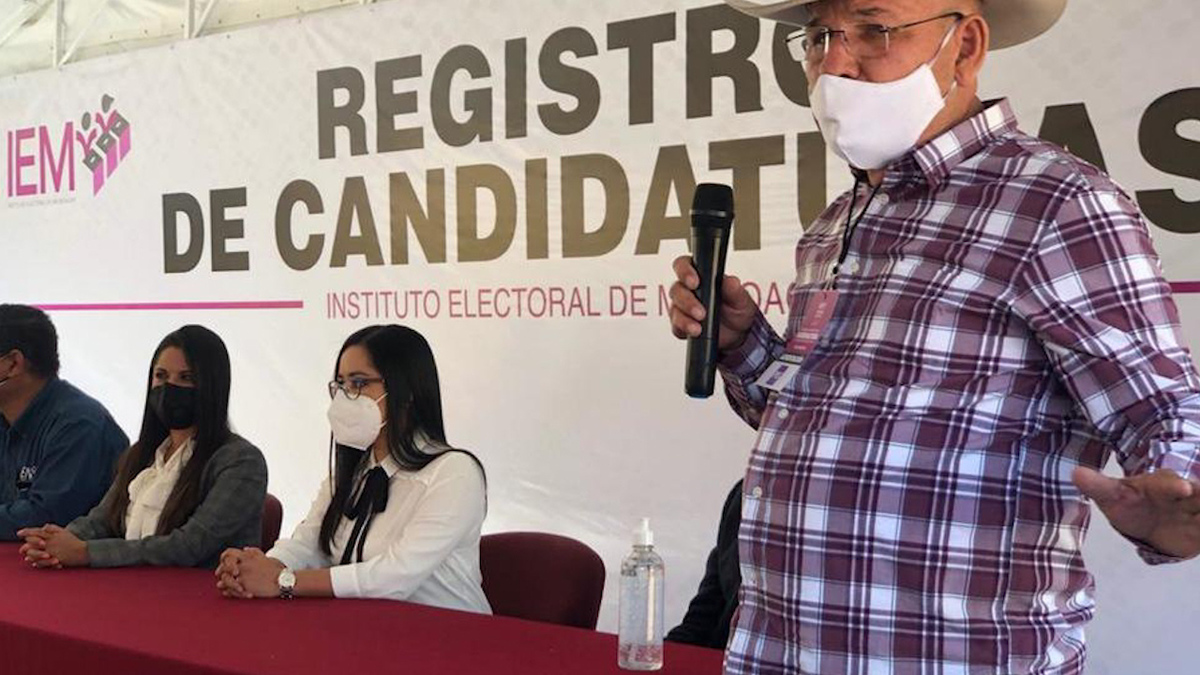 Hipólito Mora, ex líder de autodefensas, será candidato de PES a la gubernatura de Michoacán