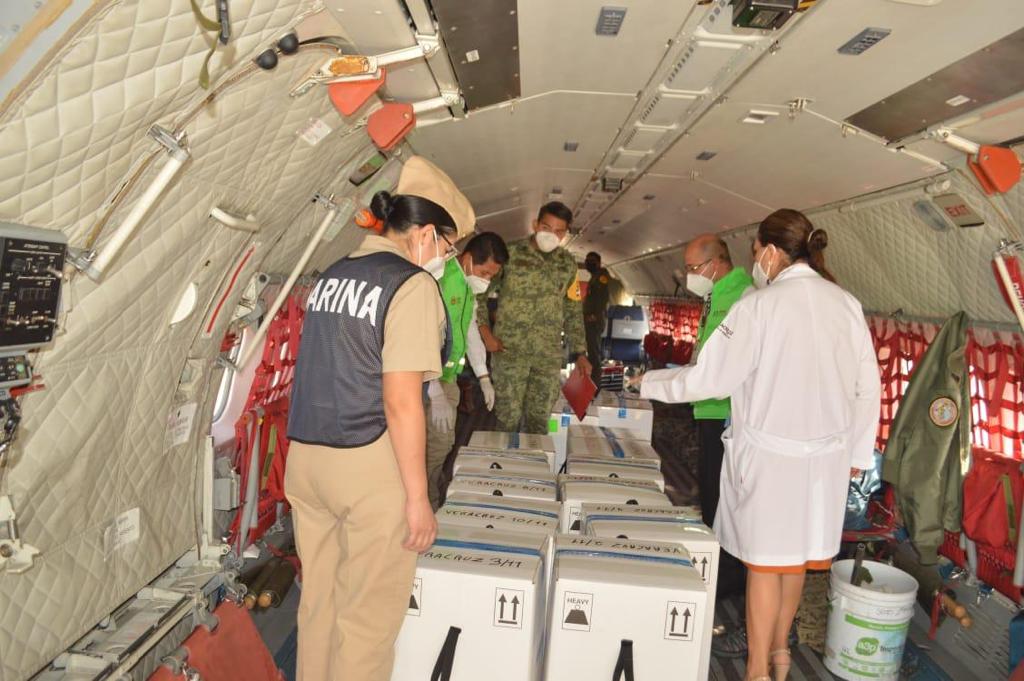 Autoridades de Salud y la Brigada Correcaminos afinaron los detalles para aplicar la vacuna anticovid en Xalapa. (Especial)