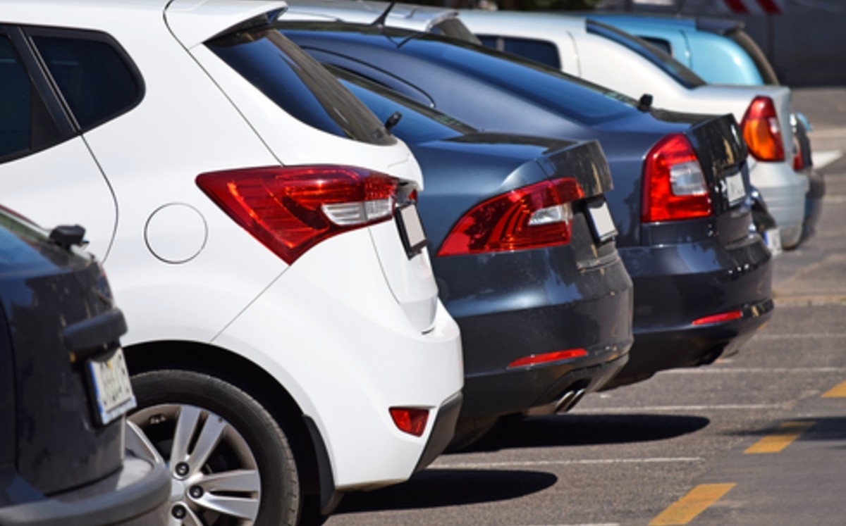 100 autos misteriosamente dejan de funcionar al mismo tiempo en Inglaterra. (shutterstock)