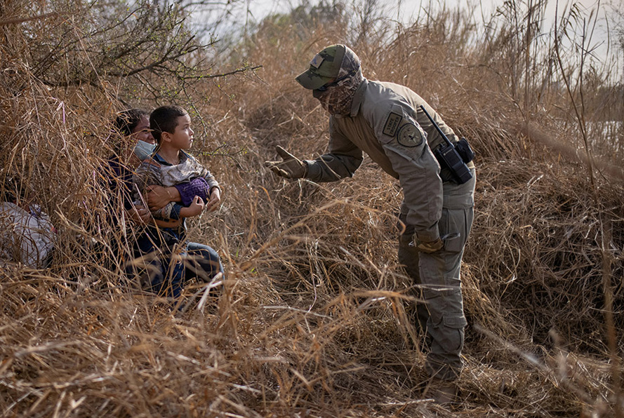 Enero, el mes en el que Biden asumió el cargo, 5 mil 871 niños no acompañados cruzaron la Fronteriza de EU | Reuters