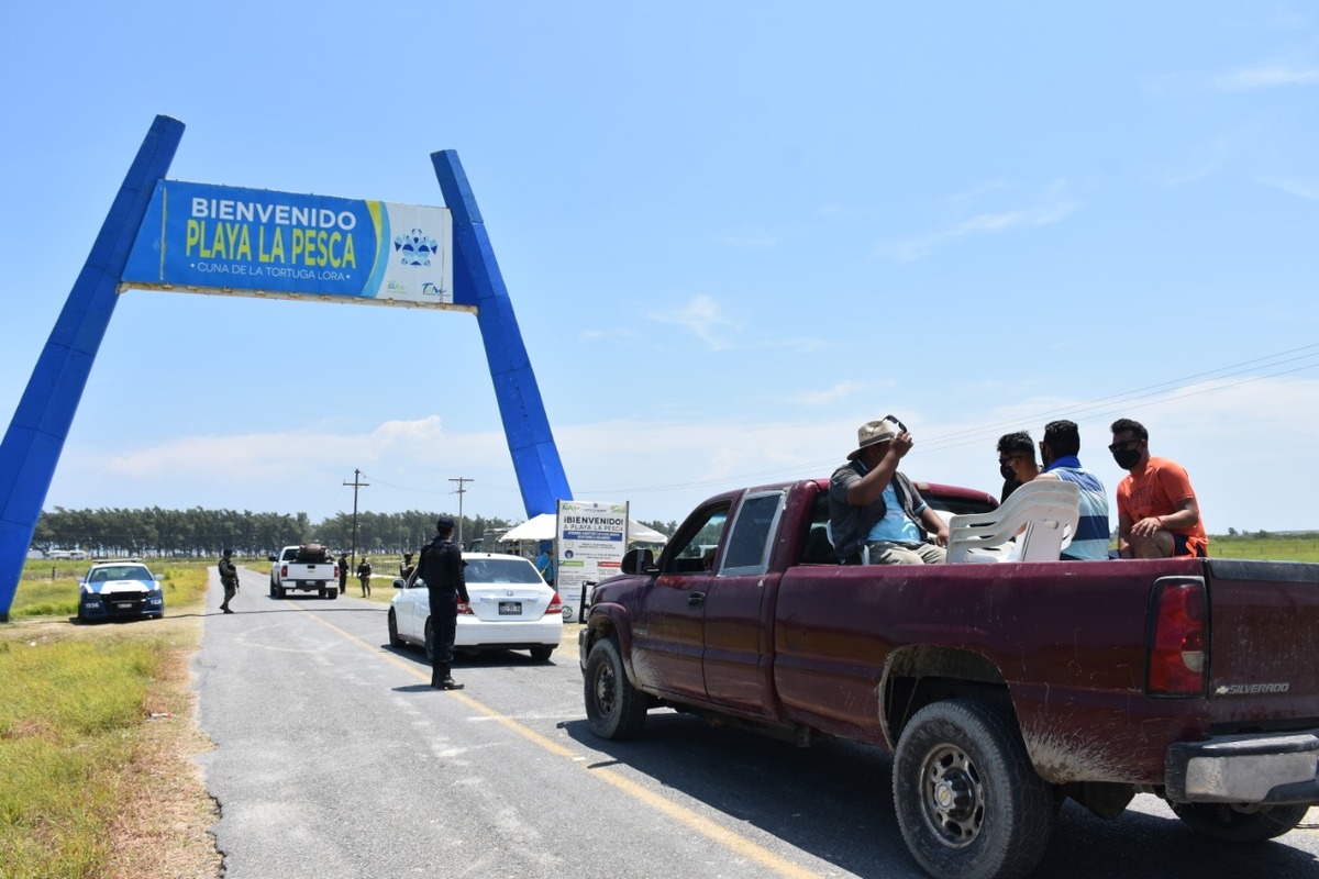 Acceso a playa La Pesca en Soto La Marina, Tamaulipas.