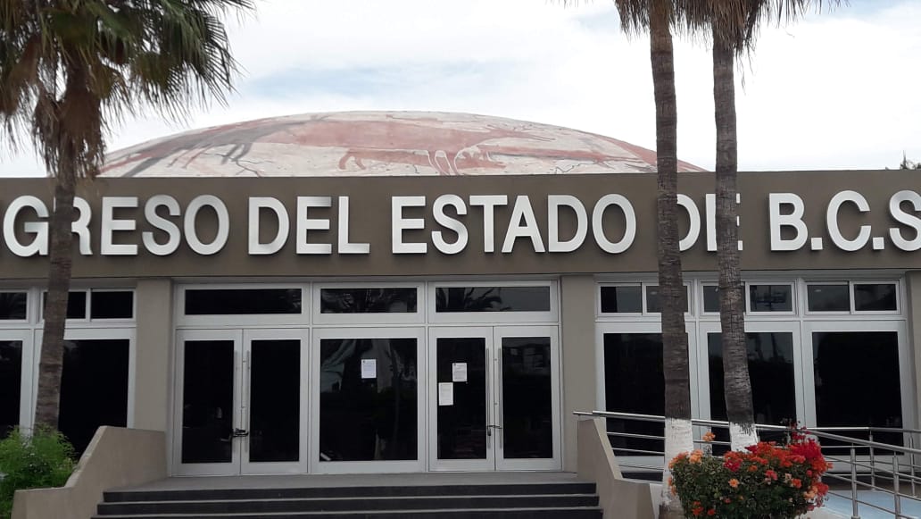 El Congreso de Baja California Sur tiene dos mesas directivas.