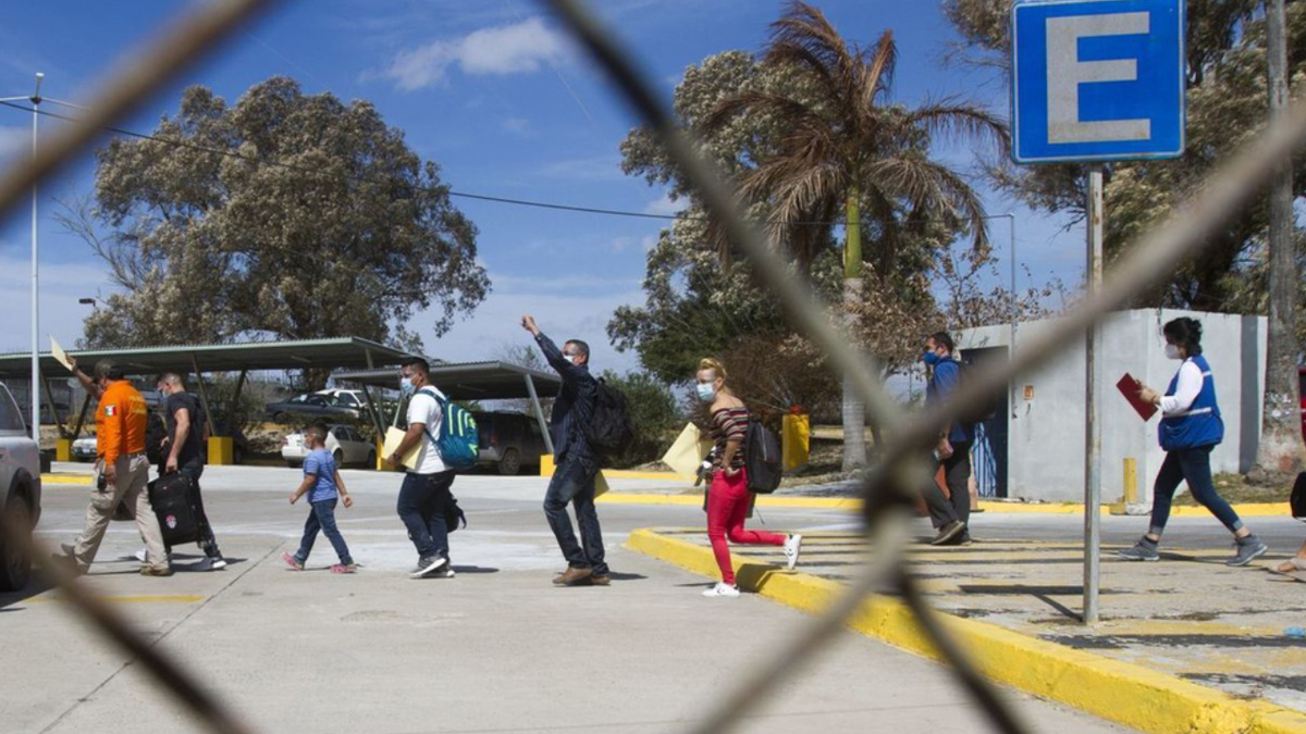 Cruce de migrantes por 'frontera chica' de Tamaulipas sigue incontrolable: EU