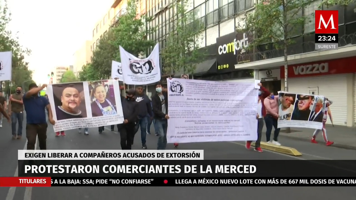En CdMx, comerciantes de La Merced protestan en calzada San Antonio Abad