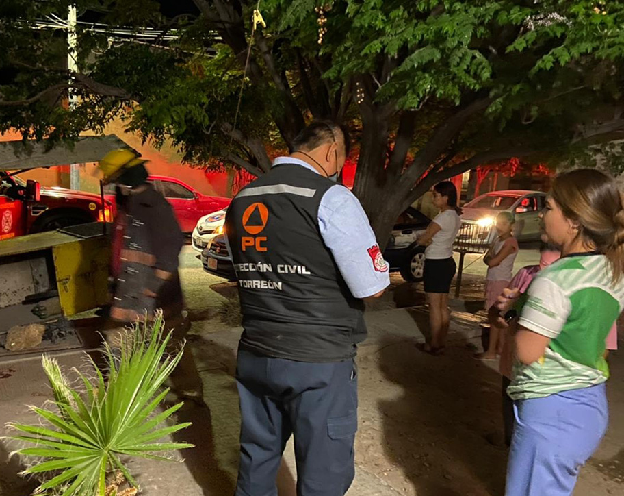 La niña se golpeo banqueta, lo que le provocó un traumatismo craneoencefálico severo. (Notivox Digital)