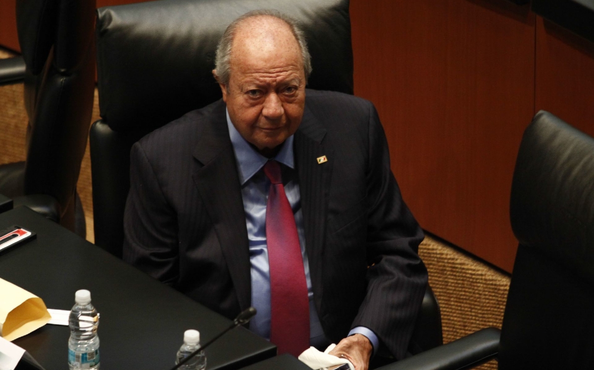 Romero Deschamps durante una sesión ordinaria del Senado. (Cuartoscuro)