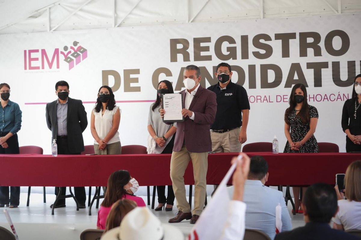 Las encuestas colocan a Morón Orozco como el candidato puntero | @raulmoronO