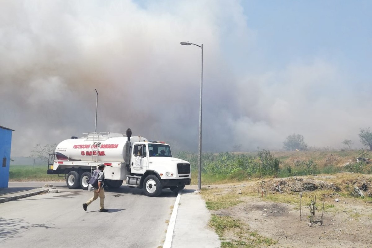 Incendio en ex basurero de Ciudad Madero | Foto: Antonio Campos
