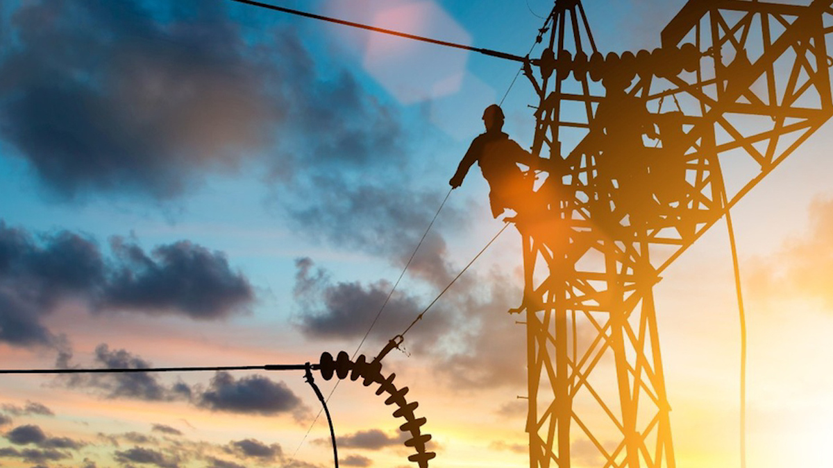 Juez dará a conocer mañana si frena de manera indefinida Ley de la Industria Eléctrica