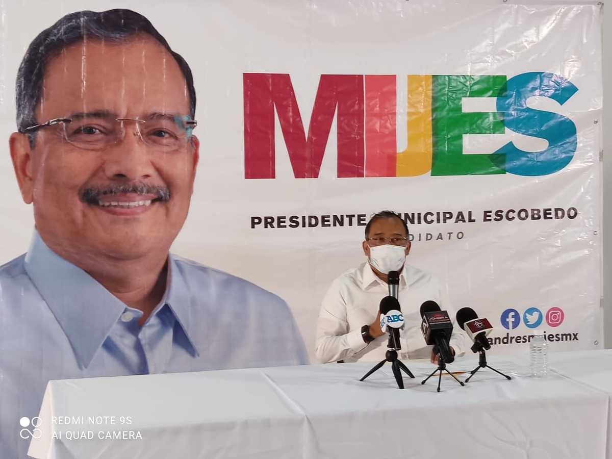 Andrés Mijes, candidato de la coalición Juntos Haremos Historia por Nuevo León. Foto: Especial