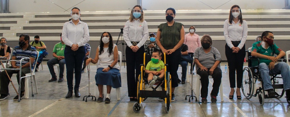 Entregan más de 100 aparatos para personas con discapacidad