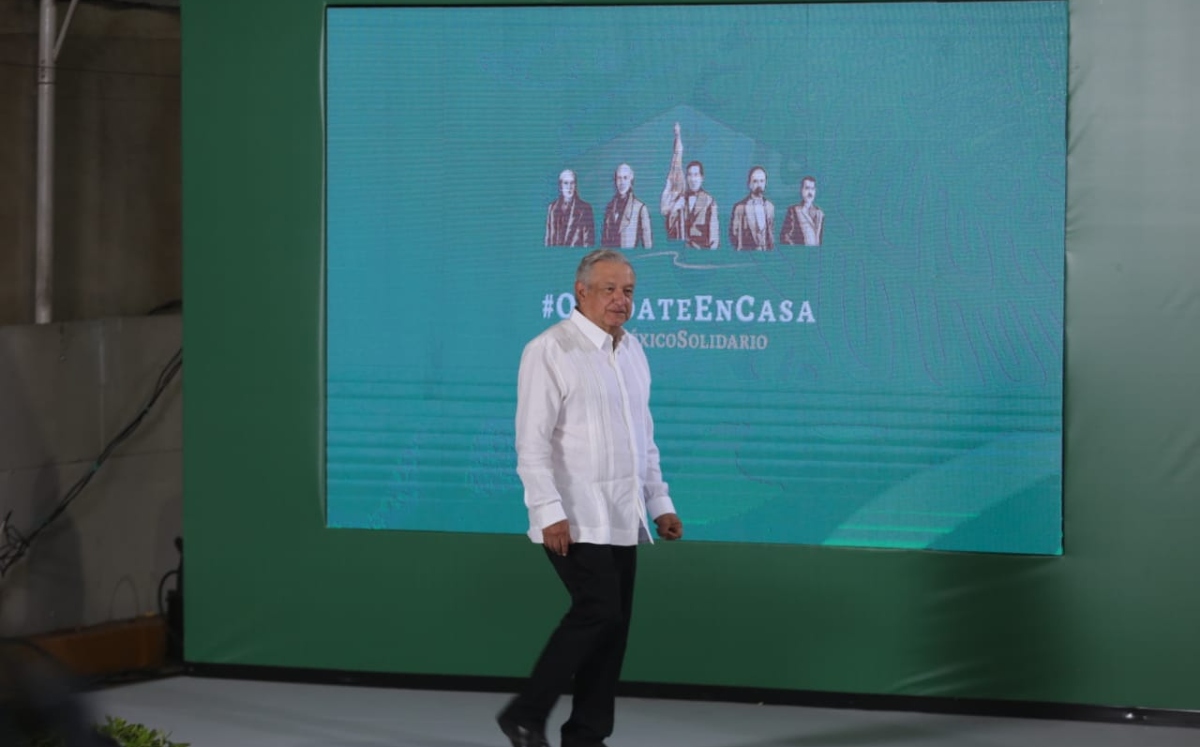 El presidente Andrés Manuel López Obrador en La Mañanera desde Veracruz (Jesús Quintanar)