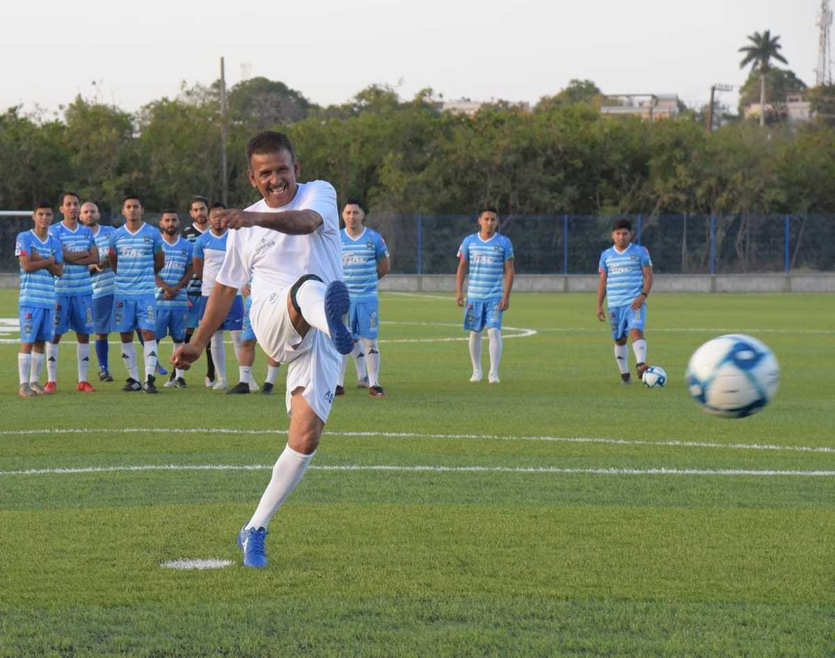 Sergio Lira, leyenda de la Jaiba Brava del Tampico-Madero.