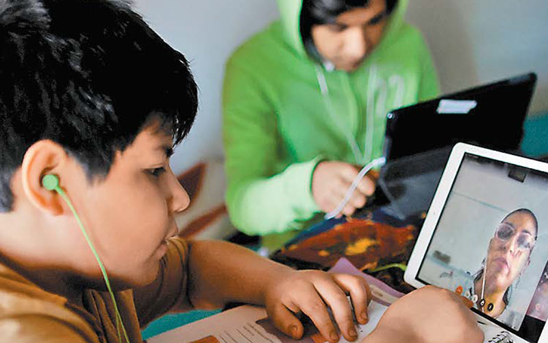 Clases por internet. (Reuters)