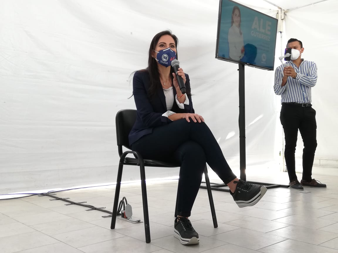 Termina Alejandra Gutiérrez su registro ante el PAN; hará campaña híbrida