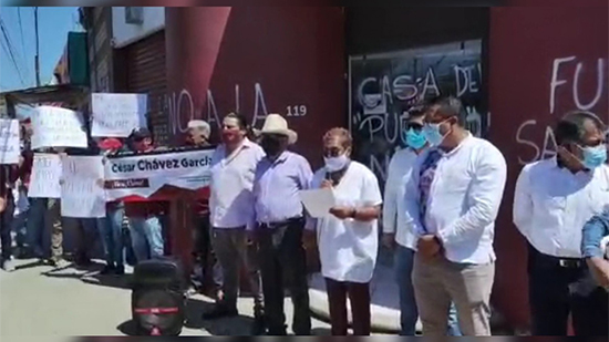 En medio de protestas, Morena selecciona candidaturas para Oaxaca