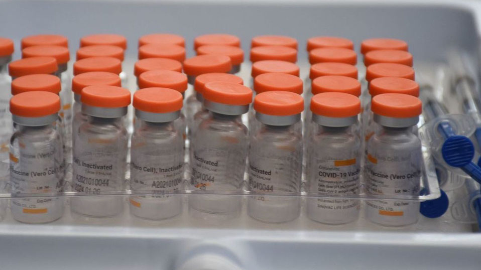 El lote en controversia abarca 4 mil 680 dosis de la vacuna desarrollada por el laboratorio Sinovac.