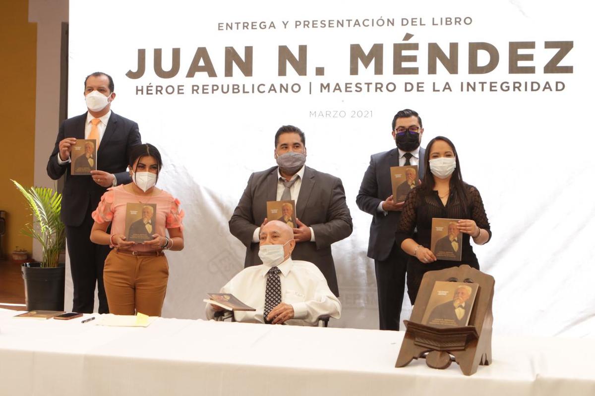 Congreso de Puebla presenta libro de Juan N. Méndez. (Especial)