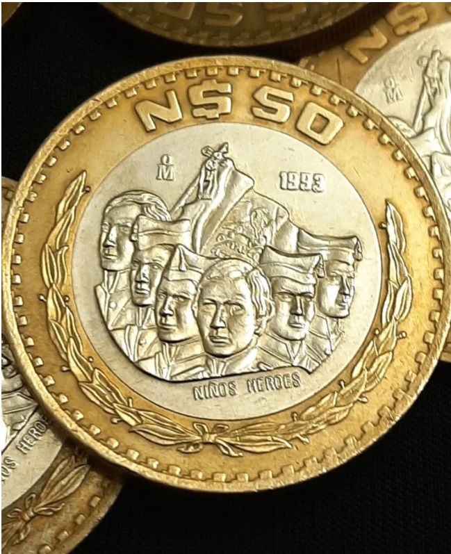 Moneda de 50 pesos de Los Niños Héroes salió por primera vez en circulación en 1993| Especial.