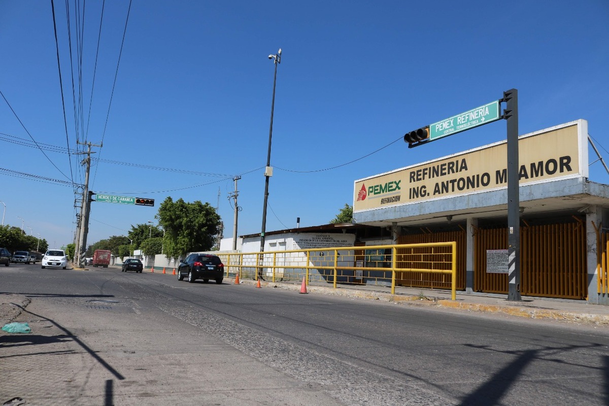 Refinería Antonio M. Amor, en Salamanca, Guanajuato.- Foto: Dany Béjar.