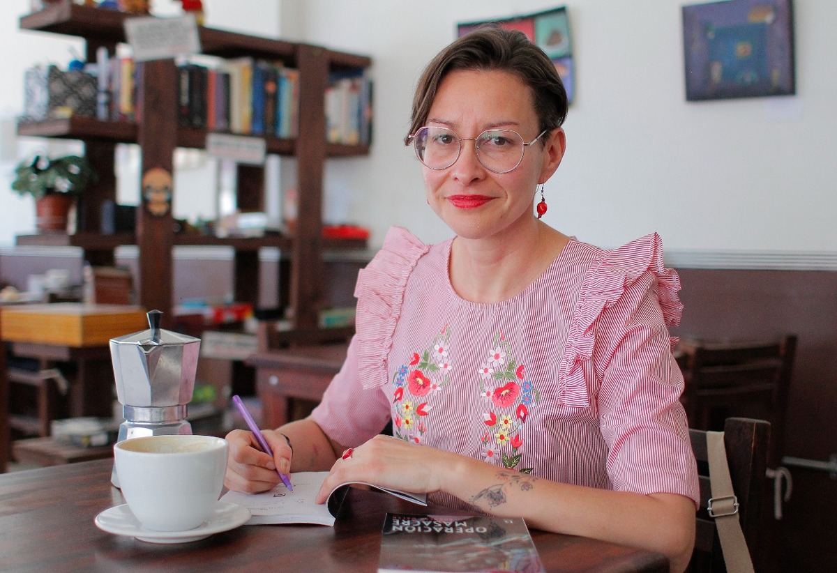 Con 'Regresar del silencio' Lucila Navarrete Turrent explore el género del ensayo literario. (Manuel Guadarrama)
