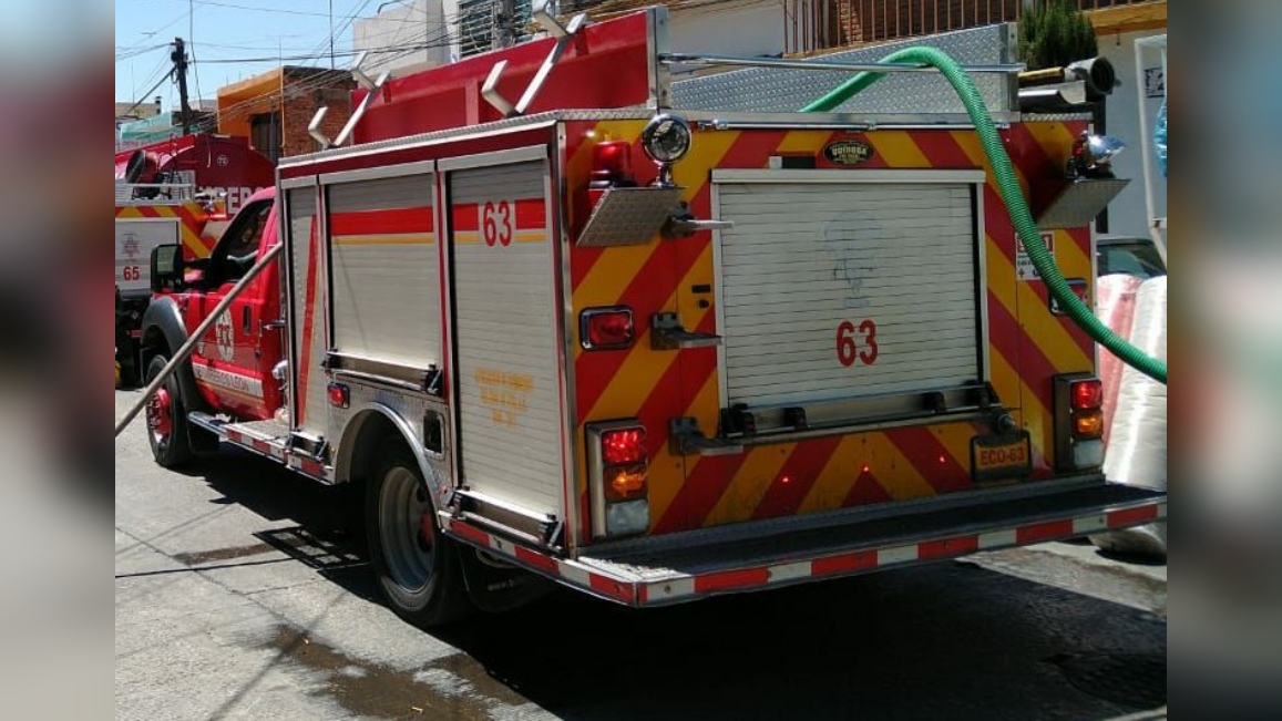 Bomberos de León | Se incendia casa en colonia Piletas. Foto: ARCHIVO MILENIO.