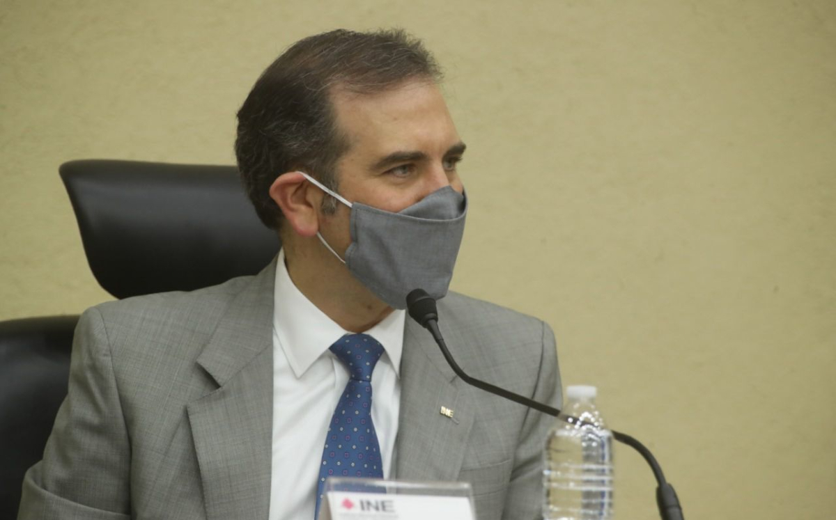 Lorenzo Córdova Vianello, consejero presidente, durante la sesión en el INE. (Cuartoscuro)