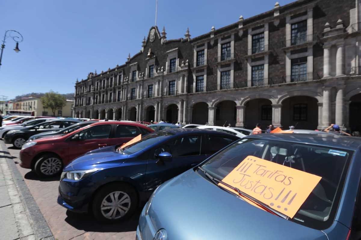 Se trasladaron a la Plaza de los Mártires. (Tania Contreras)