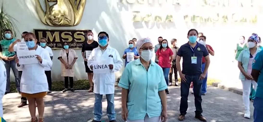 Trabajadores del IMSS exigen ser vacunados contra el covid-19. (Apolonia Amayo)