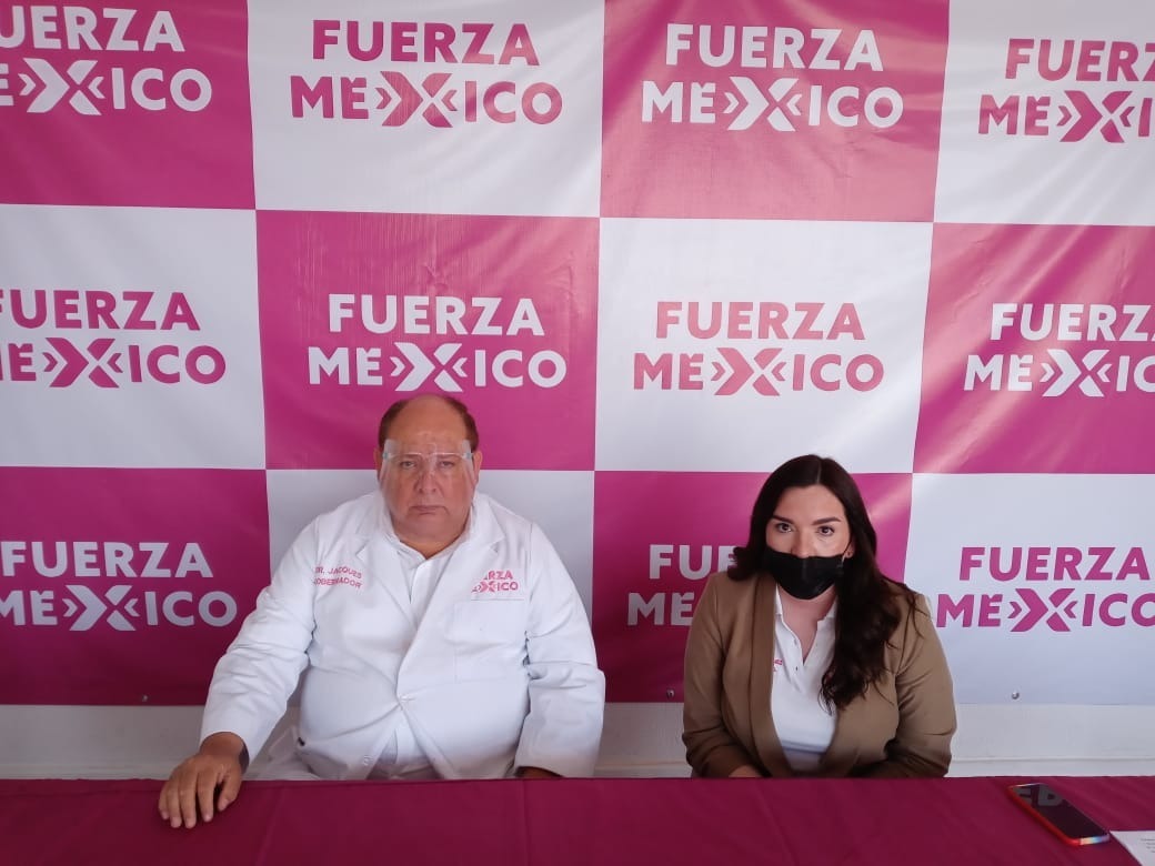 El aspirante a gobernador y la presidenta de Fuerza por México exigieron que se investigue el crimen. Foto: Especial