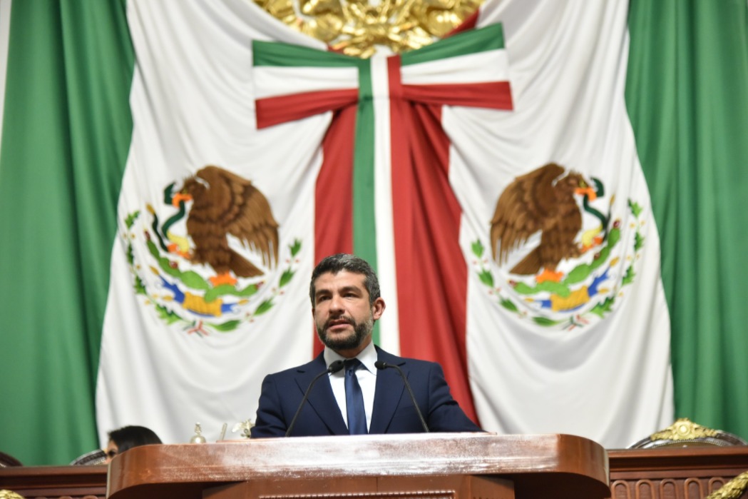 Mauricio Tabe obtiene licencia en Congreso de CdMx. (Especial)