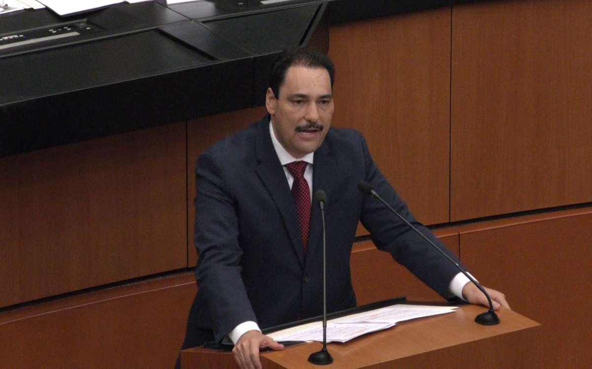 Juan Antonio Martín Del Campo respaldó la decisión del INE sobre la candidatura del morenista. (PAN en el Senado)
