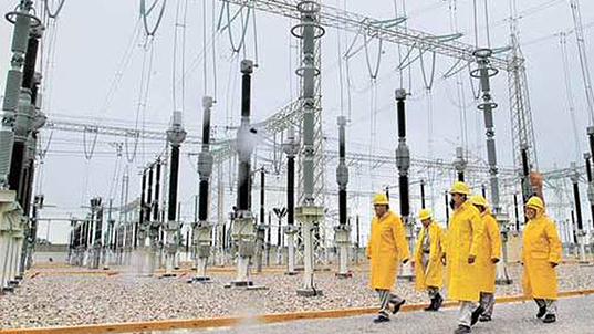 Dos jueces federales otorgaron ocho suspensiones más contra las reformas energéticas.