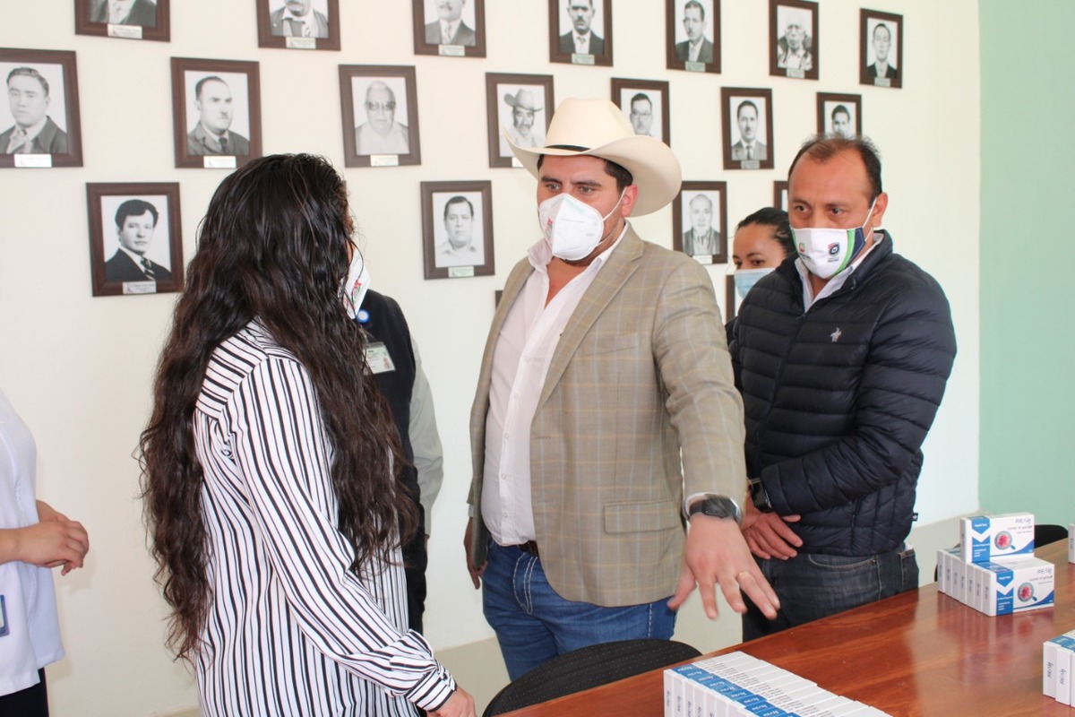 Manuel Téllez Romero, presidente municipal de San Agustín Metzquititlán. (Cortesía)