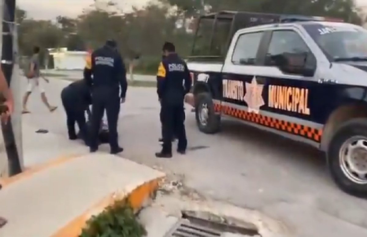 La mujer murió en plena vía pública.