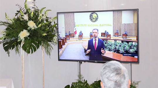Papel seguridad en boletas es indispensable para evitar fraudes electorales: INE