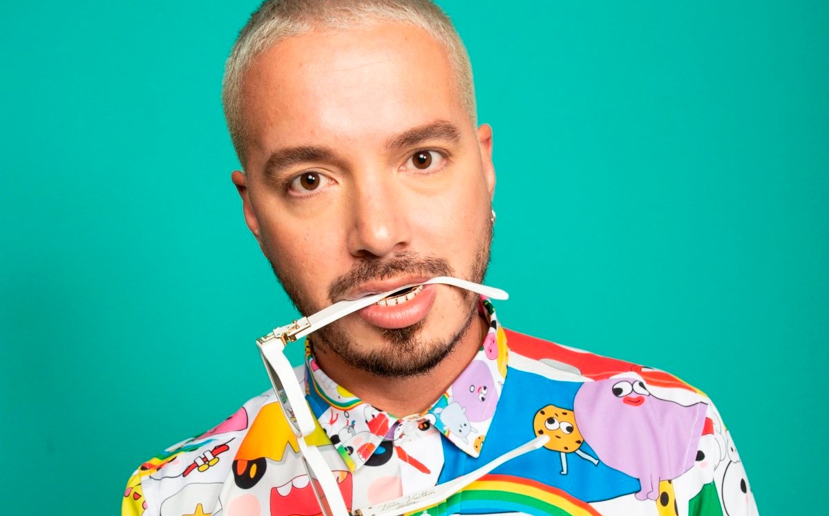 J Balvin es el artista latino con más números uno en Billboard (EFE)