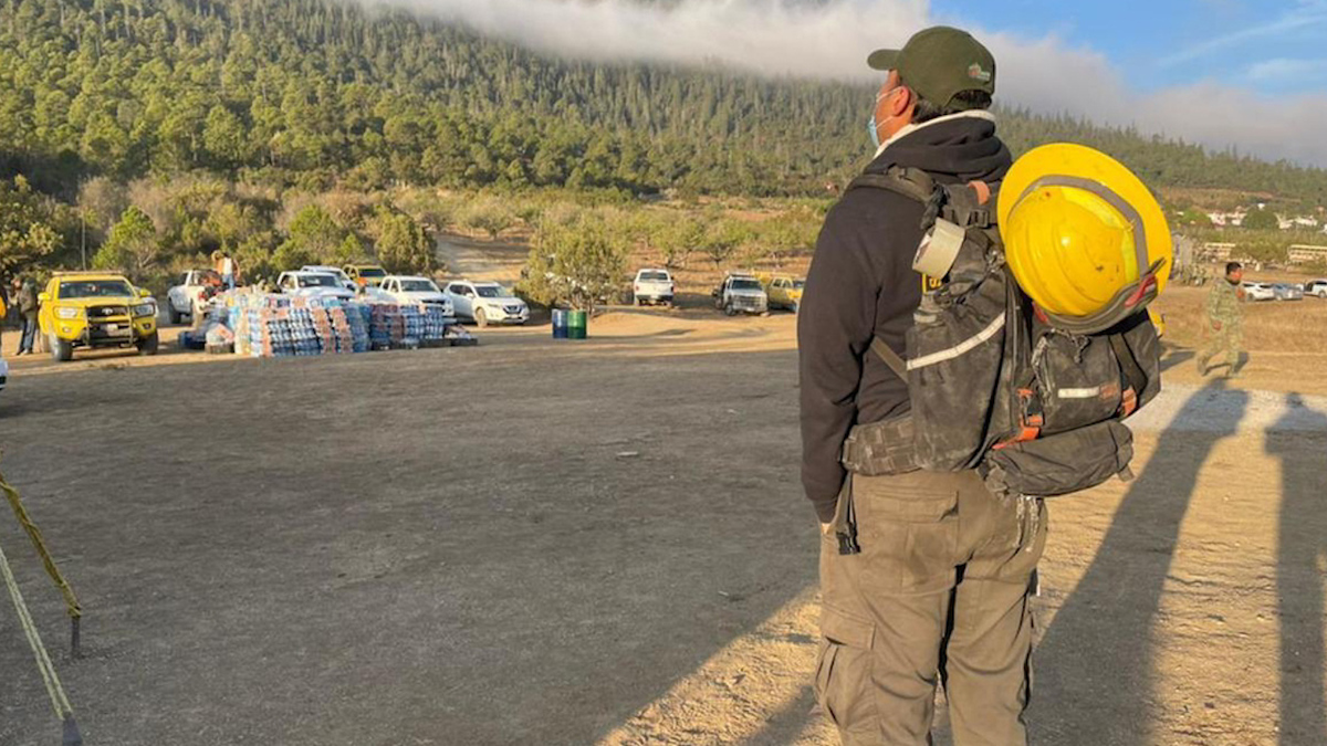 Coahuila no escatimará en recursos para combate de incendio en Arteaga: Riquelme