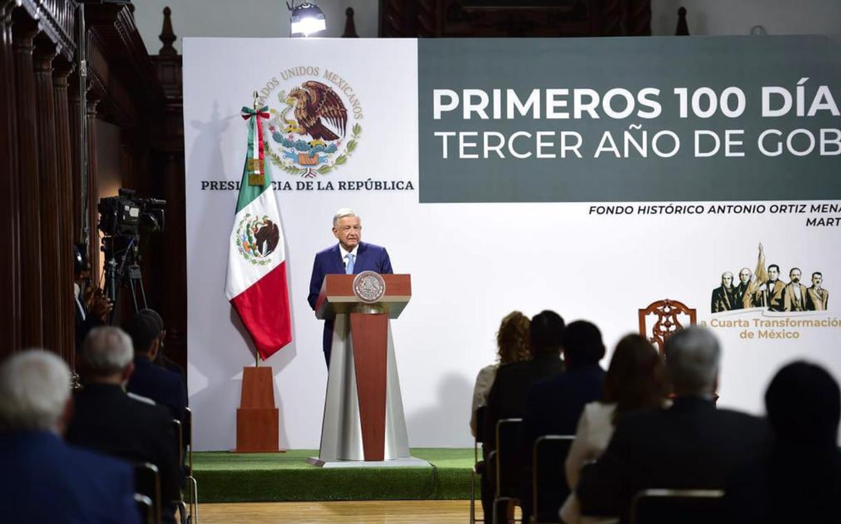 En 38 minutos, AMLO destaca trabajo de Ejército, ley eléctrica y combate al covid-19. | Twitter