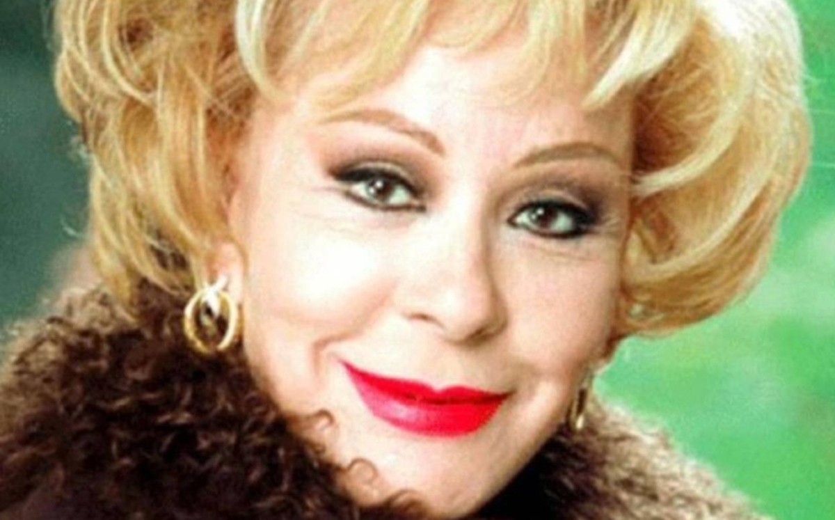 Silvia Pinal acudió a recibir la segunda dosis de la vacuna contra el covid-19 (Instagram).