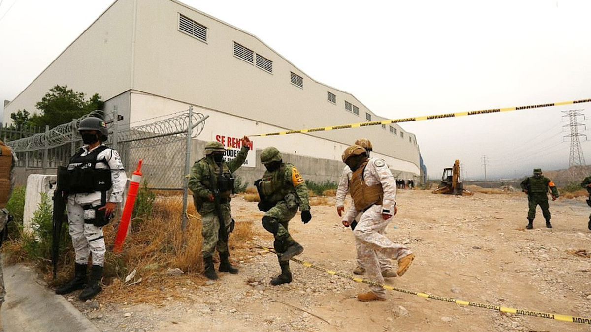 Catea Ejército terreno tras hallazgo de toma clandestina en Santa Catarina