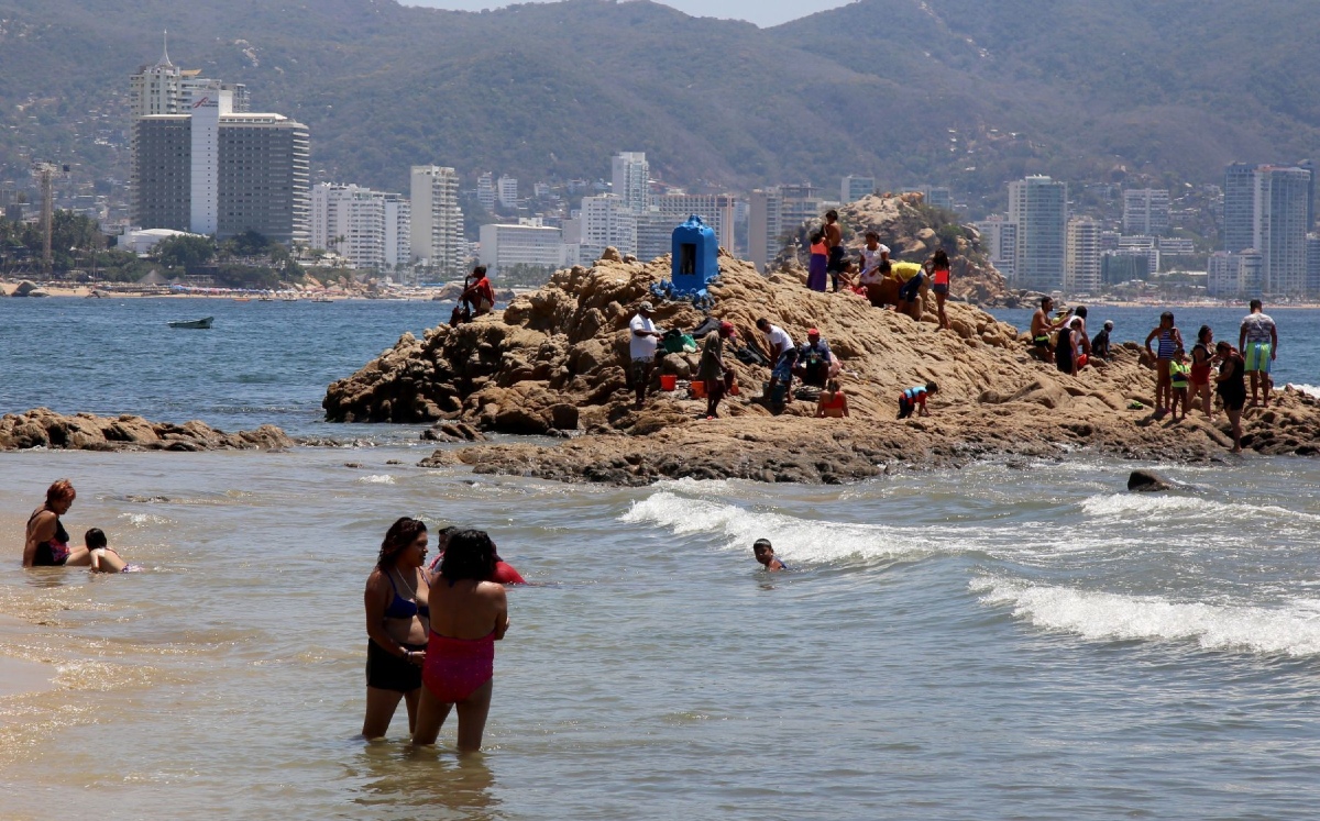 El puerto de Acapulco amaneció con un 38.3 por ciento de ocuación, en el primer fin de semana de las vacaciones de Semana Santa. (Cuartoscuro)