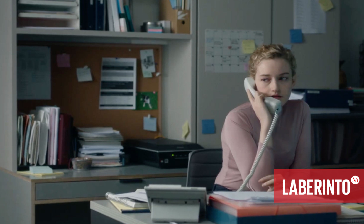 Julia Garner en 'La asistente'. (Amazon)