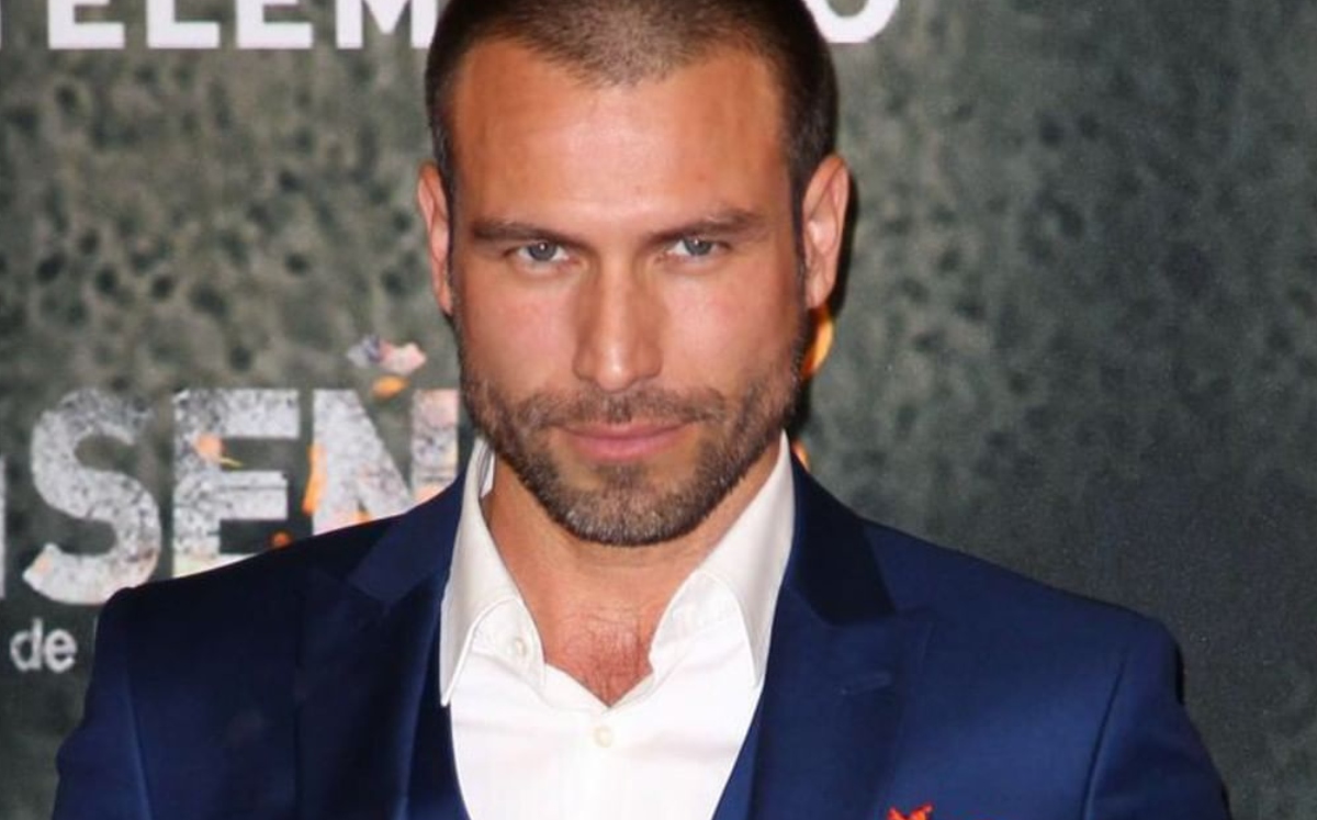 Rafael Amaya reapareció en una transmisión en vivo (Instagram).